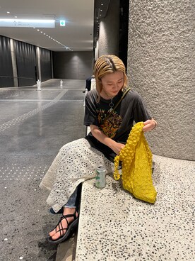 「バンドT」｜「アイテム（PC・スマホグッズ/家電）」を使った、カノンさん（レディース・153cm）の夏コーディネート
