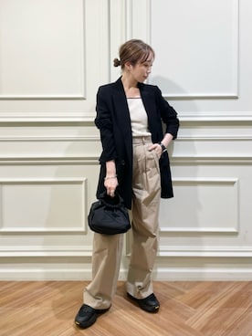 「HVISK（ヴィスク）のアイテム」を使った、山田　オデット エ オディール スタッフさん（レディース・160cm）の春コーディネート