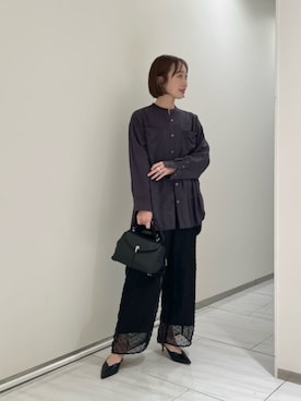 「ODETTE E ODILE（オデットエオディール）のウェーブラインバックベルト パンプス45↑（パンプス、ブラック系）」を使った、山田　オデット エ オディール スタッフさん（レディース・160cm）の秋コーディネート