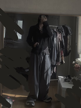 「BALENCIAGA」｜「アイテム（アクセサリー）」を使った、麻葉さん（メンズ・173cm）の冬コーディネート