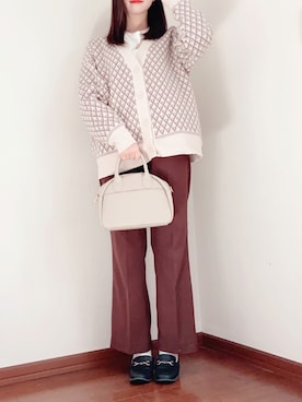 「LOWRYS FARM（ローリーズファーム）のセンタープレスカラーフレアパンツ　870189（その他パンツ）」を使った、𝚜𝚎𝚗🌷さん（レディース・158cm）の秋コーディネート