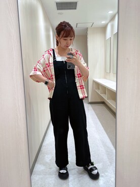 「PUMA」｜「アイテム（オールインワン・サロペット）」を使った、おかゆさん（レディース・161cm）の秋コーディネート