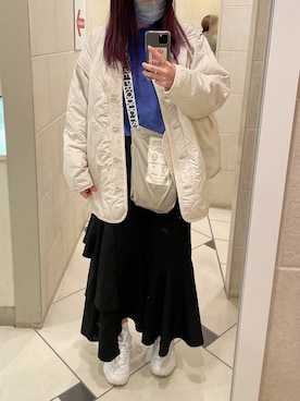 「ショート丈トップス」｜「アイテム（ノーカラージャケット）」を使った、おかゆさん（レディース・161cm）の春コーディネート