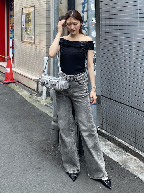 SPIRALGIRL（スパイラルガール）の「ジップスリットデニム