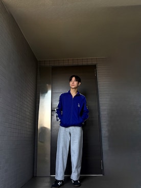 「アイテム（スニーカー）」を使った、しさん（メンズ・164cm・10代）の秋コーディネート