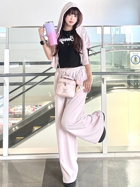 「アイテム（セットアップ）」を使った、愛琉さん（レディース・158cm）の夏コーディネート