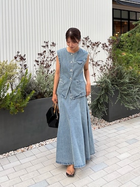 「LOUNGEDRESS（ラウンジドレス）の《セットアップ可》ブルーデニムジレ（ベスト、ブルー系）」を使った、Fukuda Hinakoさん（レディース・159cm）の夏コーディネート