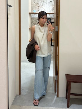 「LOUNGEDRESS（ラウンジドレス）のハイウエストダメージデニムパンツ（牛仔褲、ブルー系）」を使った、Fukuda Hinakoさん（レディース・159cm）の春コーディネート