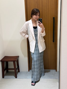 「LOUNGEDRESS（ラウンジドレス）のチェックリネンキャミワンピース（ワンピース、ブラック系）」を使った、Fukuda Hinakoさん（レディース・159cm）の春コーディネート