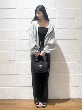 「LOWRYS FARM（ローリーズファーム）のアイテム（ストール/ショール）」を使った、saaaki0217さん（レディース・160cm）の秋コーディネート