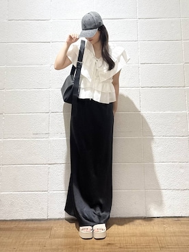 「LOWRYS FARM（ローリーズファーム）のスタイルＵＰクロスカップキャミ　100757（Tシャツ/カットソー、ホワイト系）」を使った、saaaki0217さん（レディース）の夏コーディネート