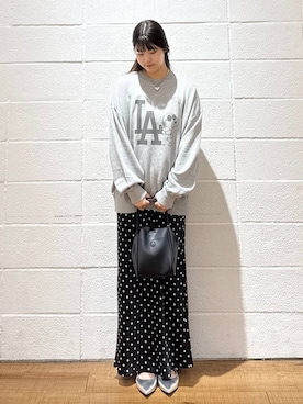 「アイテム（スウェット、シルバー系）」を使った、saaaki0217さん（レディース・160cm）の夏コーディネート