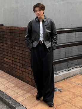 「SINSS（シンス）のアイテム」を使った、岡本幸大さん（メンズ・172cm）の秋コーディネート