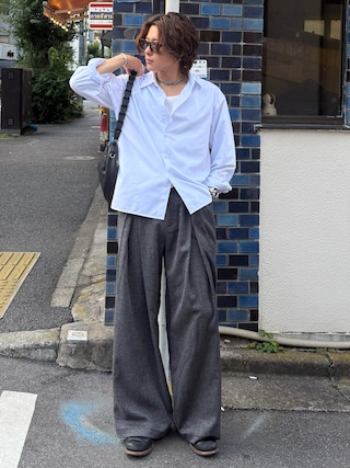 「CRIMIE(クライミー)のMIKE BIKER SHADE SUNGLASSES(サングラス)」を使った、岡本幸大さん(メンズ・172cm)の秋コーディネート