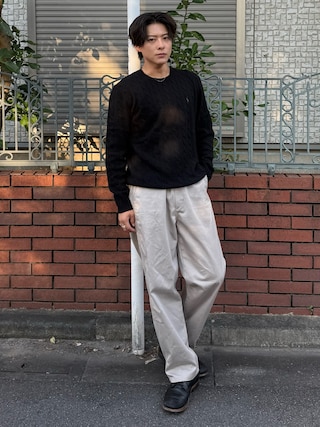 「POLO RALPH LAUREN(ポロ ラルフ ローレン)のケーブルニット ウールカシミヤ セーター(ニット/セーター)」を使った、岡本幸大さん(メンズ・172cm)の秋コーディネート