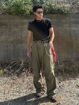 「アイテム（ブレスレット）」を使った、岡本幸大さん（メンズ・172cm）の夏コーディネート