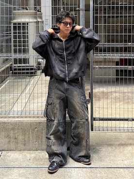 「アイテム（リング）」を使った、岡本幸大さん（メンズ・172cm・20代）の秋コーディネート