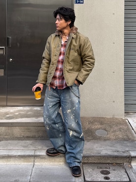 「アイテム（ミリタリージャケット）」を使った、岡本幸大さん（メンズ・172cm）の冬コーディネート