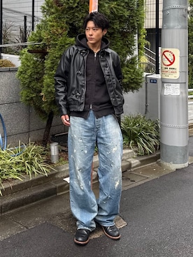 「アイテム（ウォレットチェーン）」を使った、岡本幸大さん（メンズ・172cm）の秋コーディネート