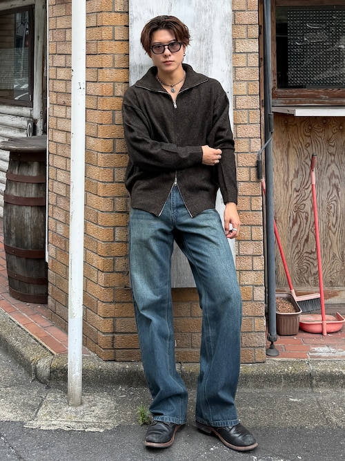 「CRIMIE(クライミー)のMIKE BIKER SHADE SUNGLASSES(サングラス)」を使った、岡本幸大さん(メンズ・172cm)の秋コーディネート