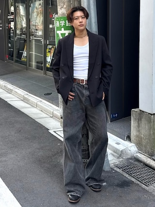 「SINSS(シンス)のDouble tailored jacket / ダブルテーラードジャケット(セットアップ可能)(テーラードジャケット)」を使った、岡本幸大さん(メンズ・172cm)の秋コーディネート