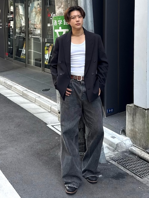 「SINSS(シンス)のDouble tailored jacket / ダブルテーラードジャケット(セットアップ可能)(テーラードジャケット)」を使った、岡本幸大さん(メンズ・172cm)の秋コーディネート
