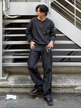 「Levi's（リーバイス）のアイテム」を使った、岡本幸大さん（メンズ・172cm）の春コーディネート