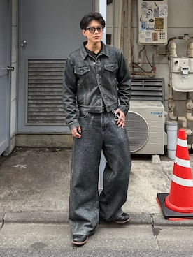 「アイテム（デニムジャケット）」を使った、岡本幸大さん（メンズ・172cm）の秋コーディネート