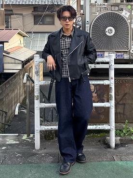 「SINSS（シンス）のアイテム（ジャケット/アウター）」を使った、岡本幸大さん（メンズ・172cm）の秋コーディネート