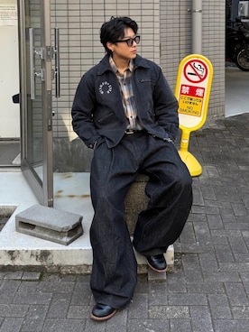 「アイテム（サングラス）」を使った、岡本幸大さん（メンズ・172cm）の冬コーディネート