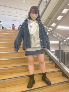「ボウタイ」｜「アイテム（デニムジャケット）」を使った、sanaさん（レディース・157cm）の冬コーディネート