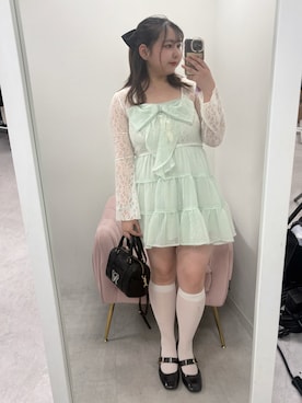 「OLIVE des OLIVE（オリーブデオリーブ）のAimerianejoieロゴミニボストンバッグ（ボストンバッグ、ブラック系）」を使った、sanaさん（レディース・157cm）の春コーディネート