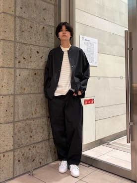 「URBAN RESEARCH DOORS（アーバンリサーチドアーズ）の『イージーケア/速乾/UVカット』クイックドライ ノーカラーライトブルゾン（ブルゾン、グレー系）」を使った、ITOさん（メンズ・180cm）の春コーディネート