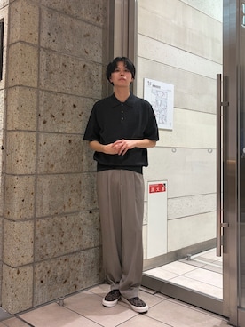 「URBAN RESEARCH DOORS（アーバンリサーチドアーズ）のFORK&SPOON　ボーダーショートスリーブニットポロ（ニット/セーター、グレー系）」を使った、ITOさん（メンズ・180cm）の春コーディネート