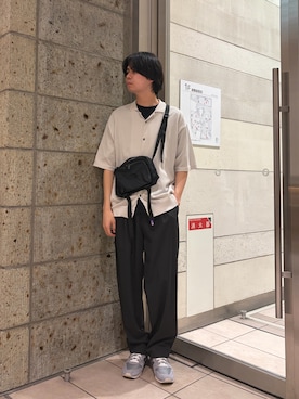 「URBAN RESEARCH DOORS（アーバンリサーチドアーズ）の『UR TECH』 サマシェア ニットカーディガン（カーディガン/ボレロ、ベージュ系）」を使った、ITOさん（メンズ・180cm）の春コーディネート