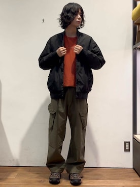 「Gramicci（グラミチ）のアイテム（ダウンジャケット/コート）」を使った、ITOさん（メンズ・180cm）の秋コーディネート