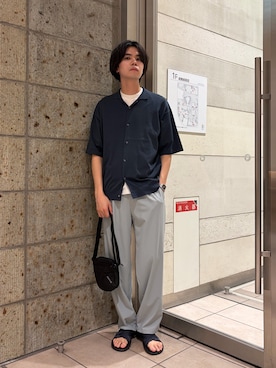 「URBAN RESEARCH DOORS（アーバンリサーチドアーズ）の『UR TECH』 サマシェア ニットカーディガン（カーディガン/ボレロ、ブルー系）」を使った、ITOさん（メンズ・180cm）の春コーディネート
