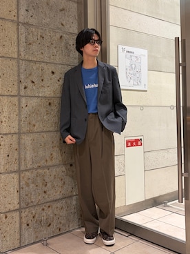 「URBAN RESEARCH DOORS（アーバンリサーチドアーズ）のFORK&SPOON　キャリーマンイージーワイドパンツ（その他パンツ、ブラウン系）」を使った、ITOさん（メンズ・180cm）の春コーディネート