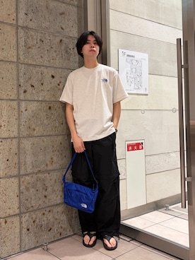 「THE NORTH FACE（ザノースフェイス）のTHE NORTH FACE　RAFTER SHOULDER POUCH SSP（ショルダーバッグ、ブルー系）」を使った、ITOさん（メンズ・180cm）の夏コーディネート