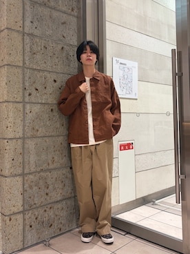 「URBAN RESEARCH DOORS（アーバンリサーチドアーズ）のシルケットリネン シャツジャケット（テーラードジャケット、ブラウン系）」を使った、ITOさん（メンズ・180cm）の春コーディネート