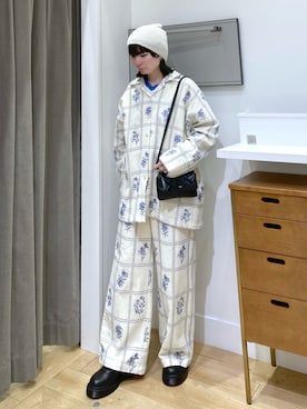 「ROSE BUD（ローズバッド）のアイテム（パンツ）」を使った、MAMIさん（レディース・160cm）の春コーディネート