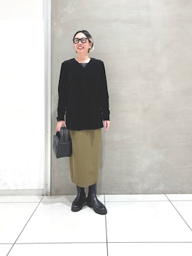 「URBAN RESEARCH（アーバンリサーチ）のベロアカーディガン（カーディガン/ボレロ）」を使った、maki3190さん（レディース・157cm・40代）の秋コーディネート