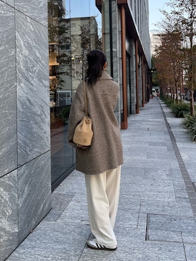 「アイテム（ショルダーバッグ）」を使った、ayaさん（レディース・161cm）の秋コーディネート