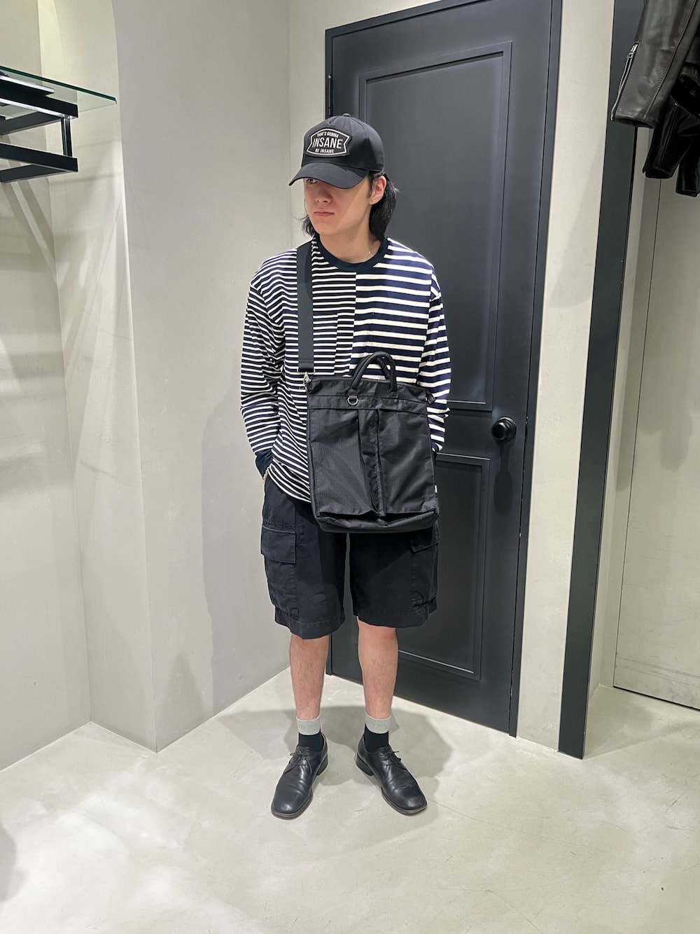 森康雄さんの「B omnivore/ビーオムニボー　RIP STOP CARGO SHORTS リップストップカーゴショーツ（BEAVER）」を使ったコーディネートの1枚目の写真