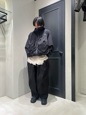 「アイテム（マウンテンパーカー）」を使った、森康雄さん（メンズ・178cm）の秋コーディネート