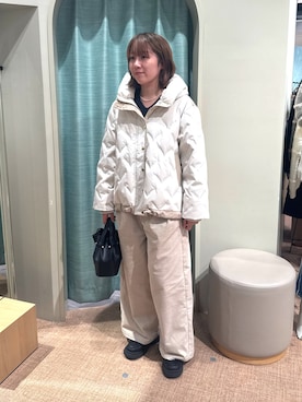 「アイテム（ダウンジャケット/コート）」を使った、jenanatsumiさん（レディース・159cm）の秋コーディネート
