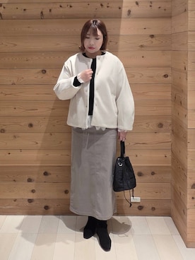 「アイテム（ノーカラーコート）」を使った、テソ子さん（レディース・162cm）の秋コーディネート