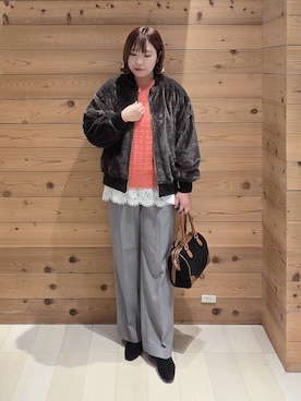 「GLOBAL WORK（グローバルワーク）のアイテム（ボストンバッグ）」を使った、テソ子さん（レディース・162cm）の冬コーディネート