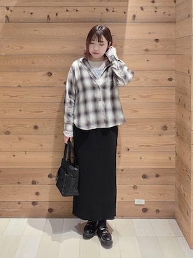 テソ子さん（レディース・162cm）の春コーディネート