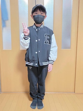 「アイテム（ブルゾン）」を使った、テソ子さん（キッズ・133cm）の秋コーディネート
